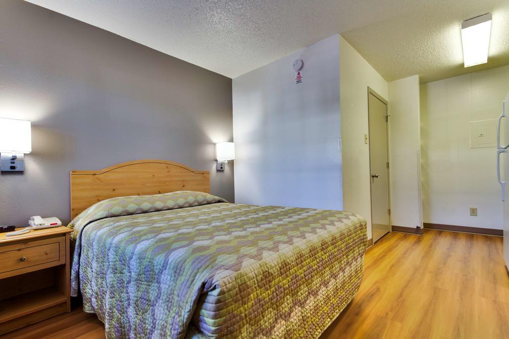 Studio 6-Dallas, Tx - Garland - Northeast Richardson Bagian luar foto